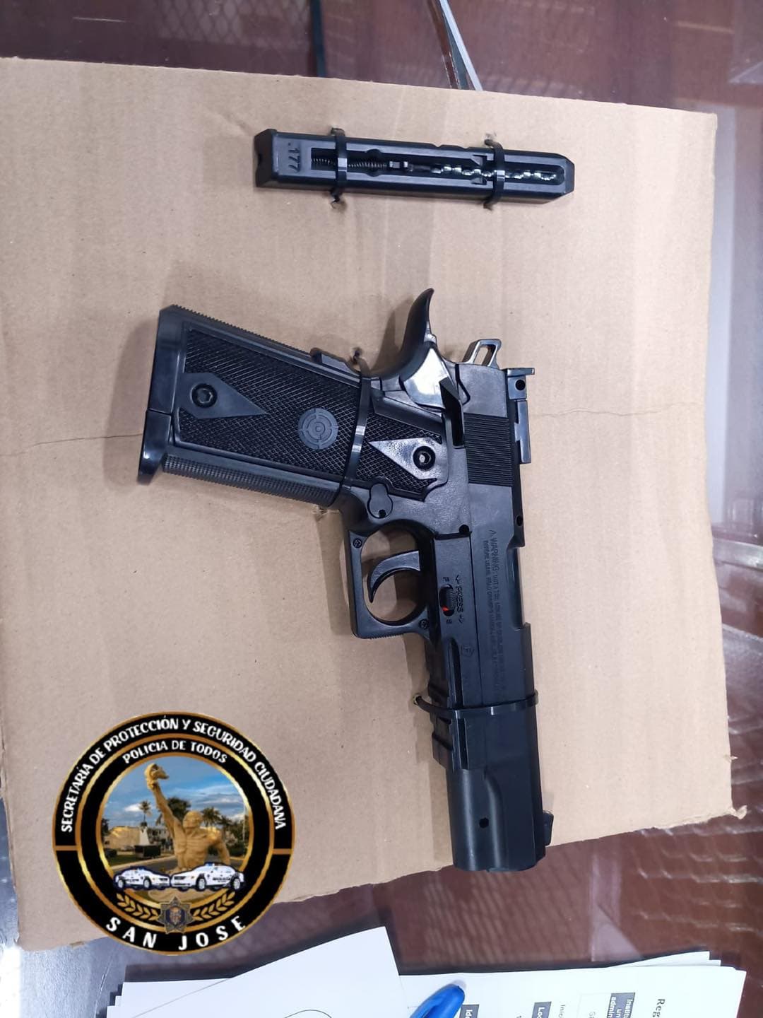 Aseguran en Campeche a sujeto con presunta arma de fuego