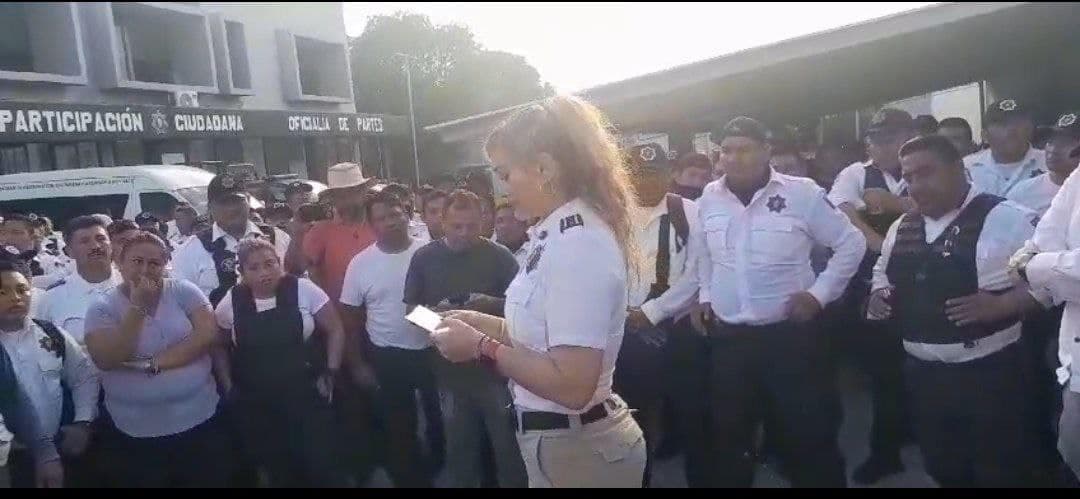 Sin solución policías huelguistas de Campeche 