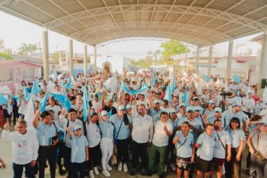 ImagenLuis Ojeda inicia campaña en Centla 