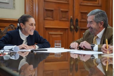 ImagenTiene Presidenta llamada con Trump 