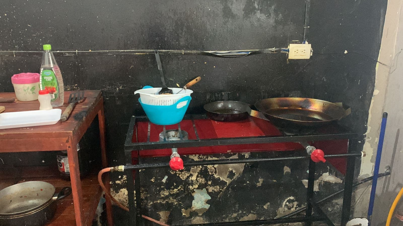 Agobia el calor a trabajadores