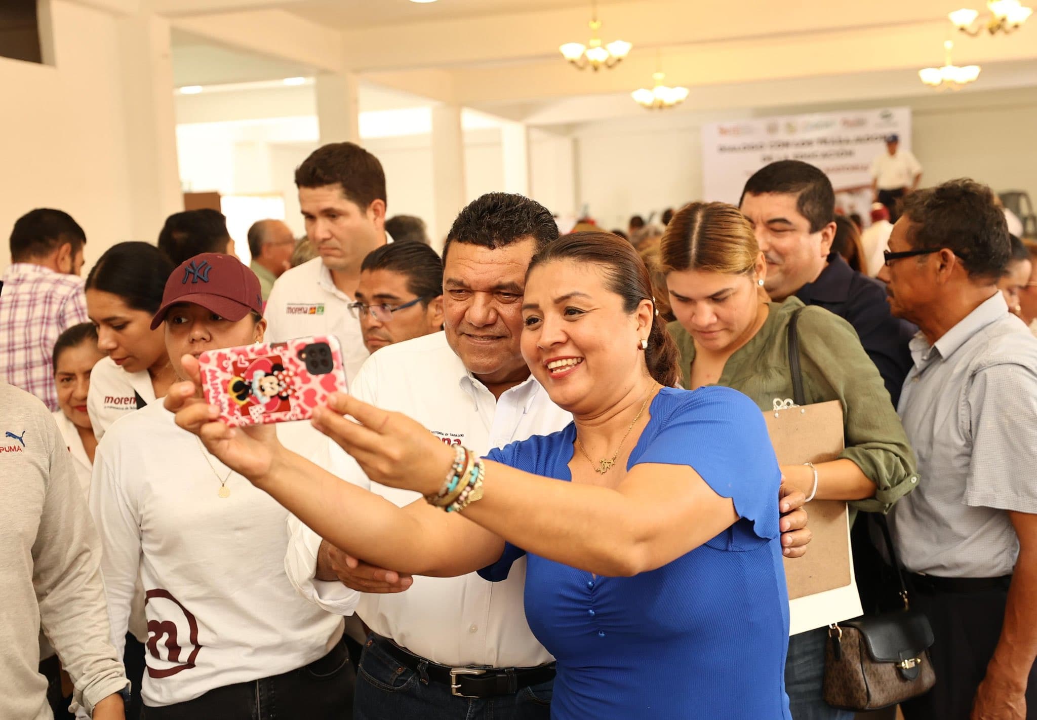 Javier May ofrece retiro digno a trabajadores