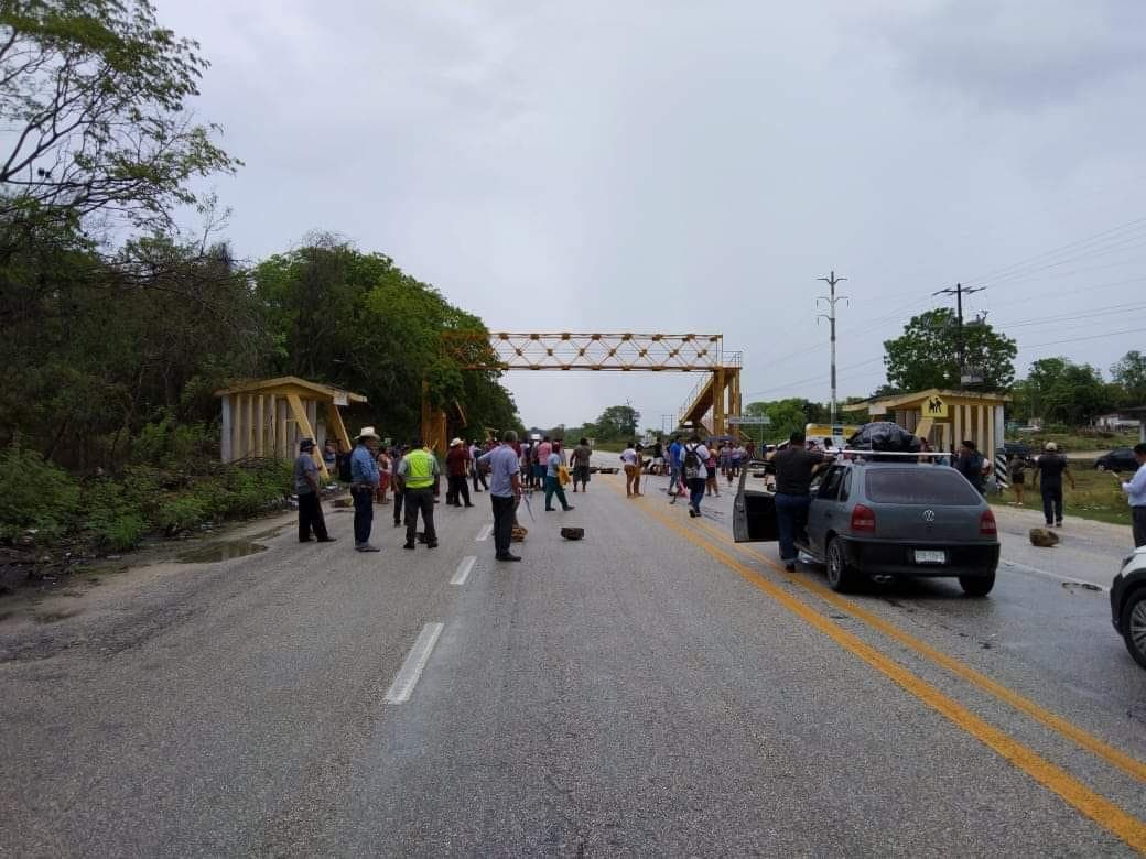 Llueven reclamos a la CFE en Campeche