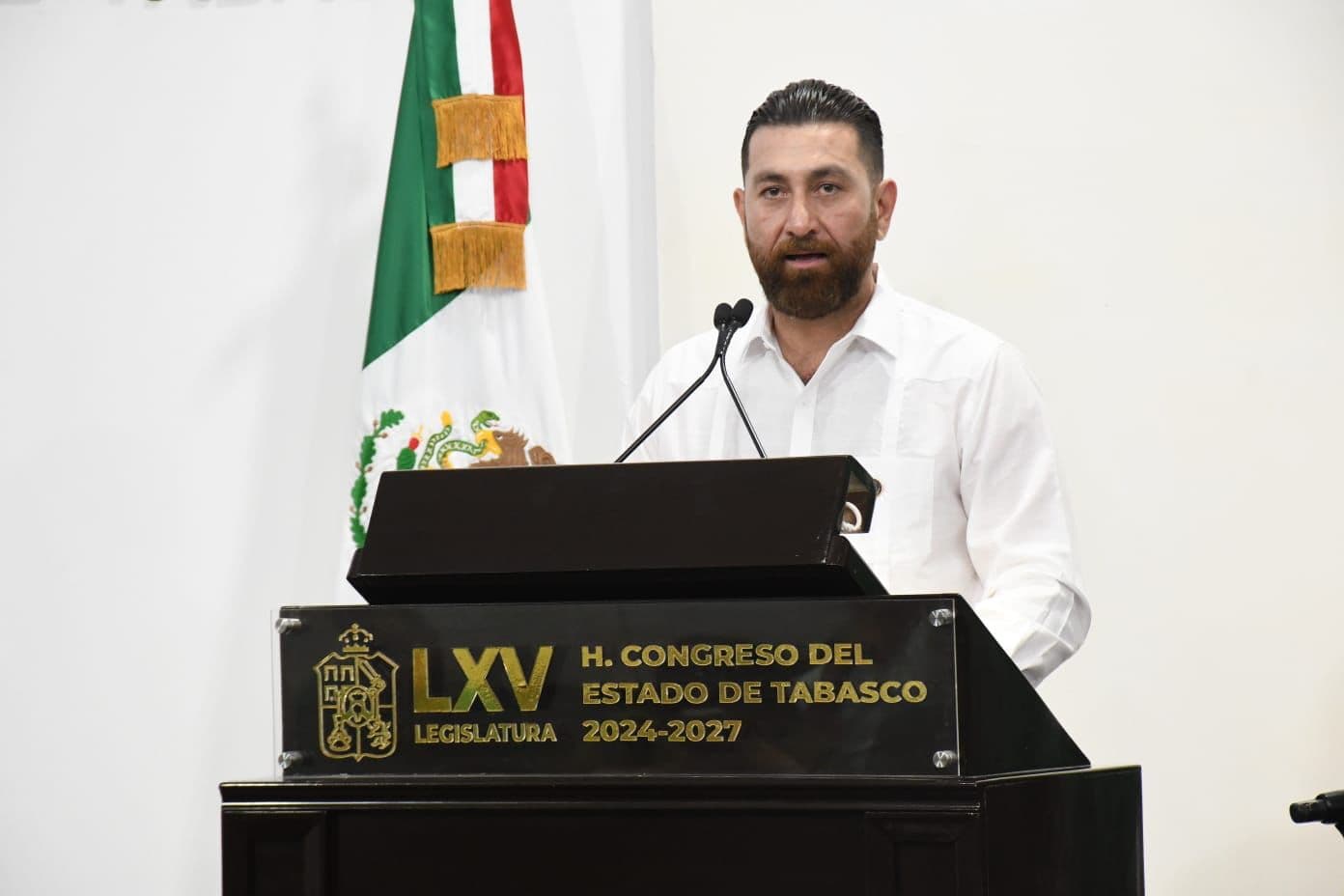 PVEM respalda ampliar horario de bares y restaurantes