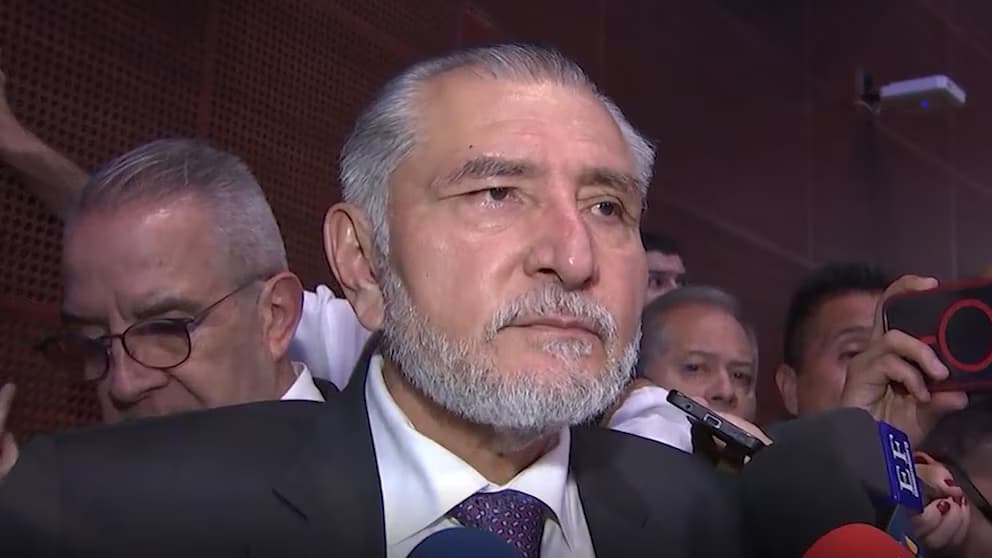 Recortes de periódico las acusaciones contra mí: Adán Augusto