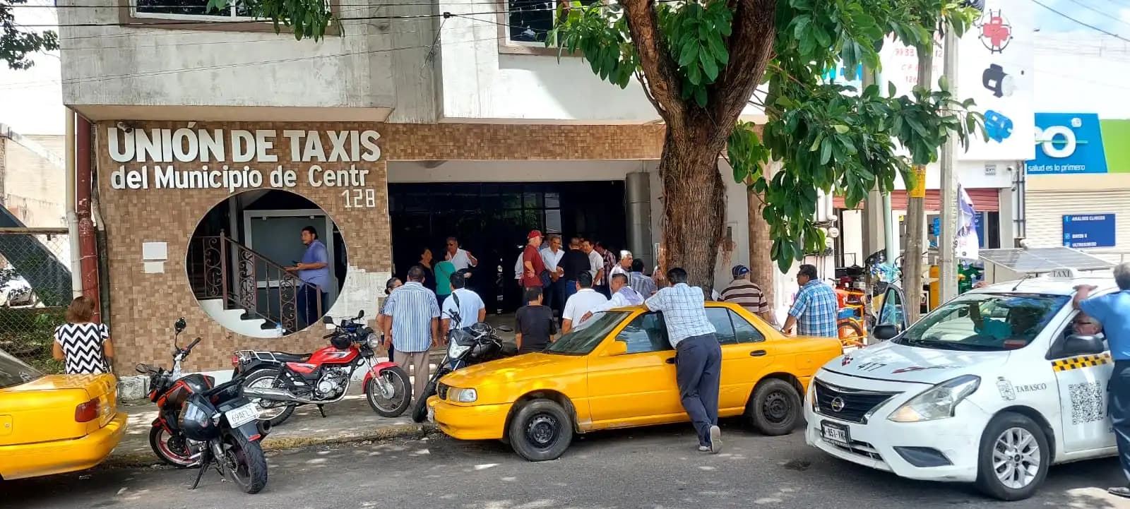 Conflicto al interior de unión de taxis amarillos 