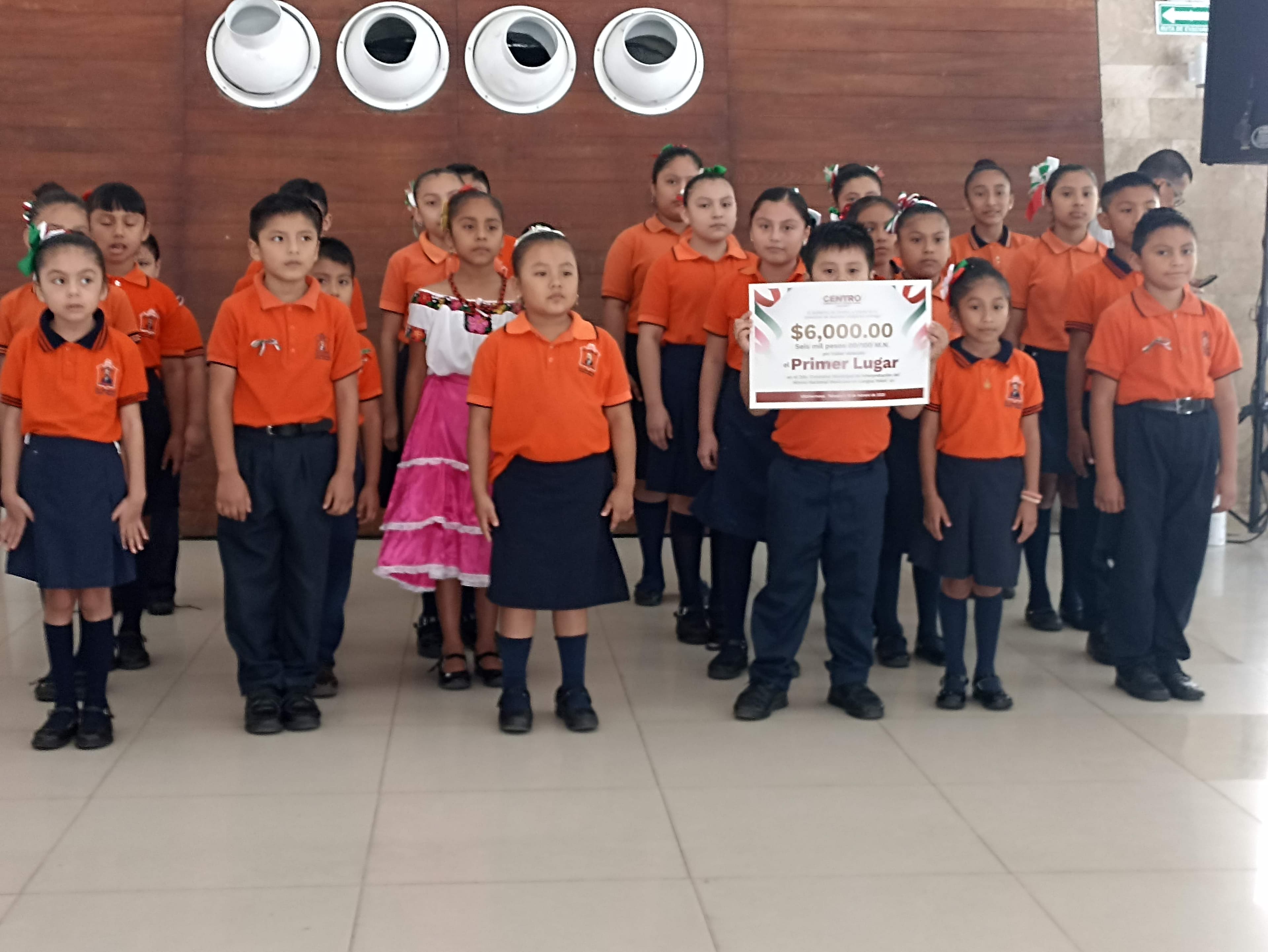 Preservan lengua yokot'an con concursos de poesía y canto 