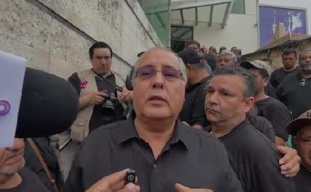 Sigue crisis de salud en el Hospital de PEMEX: STPRM Sección 44 