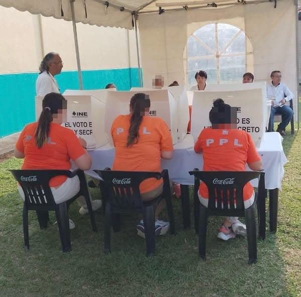 Por primera vez, 957 reos ejercen voto anticipado en Veracruz