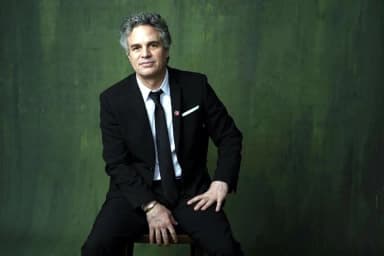 ImagenAcusa Mark Ruffalo a millonarios de controlar EU, no a migrantes