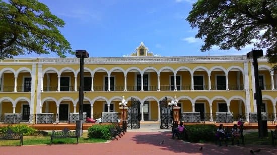 Ley de revocación de mandato en Campeche hasta 2030