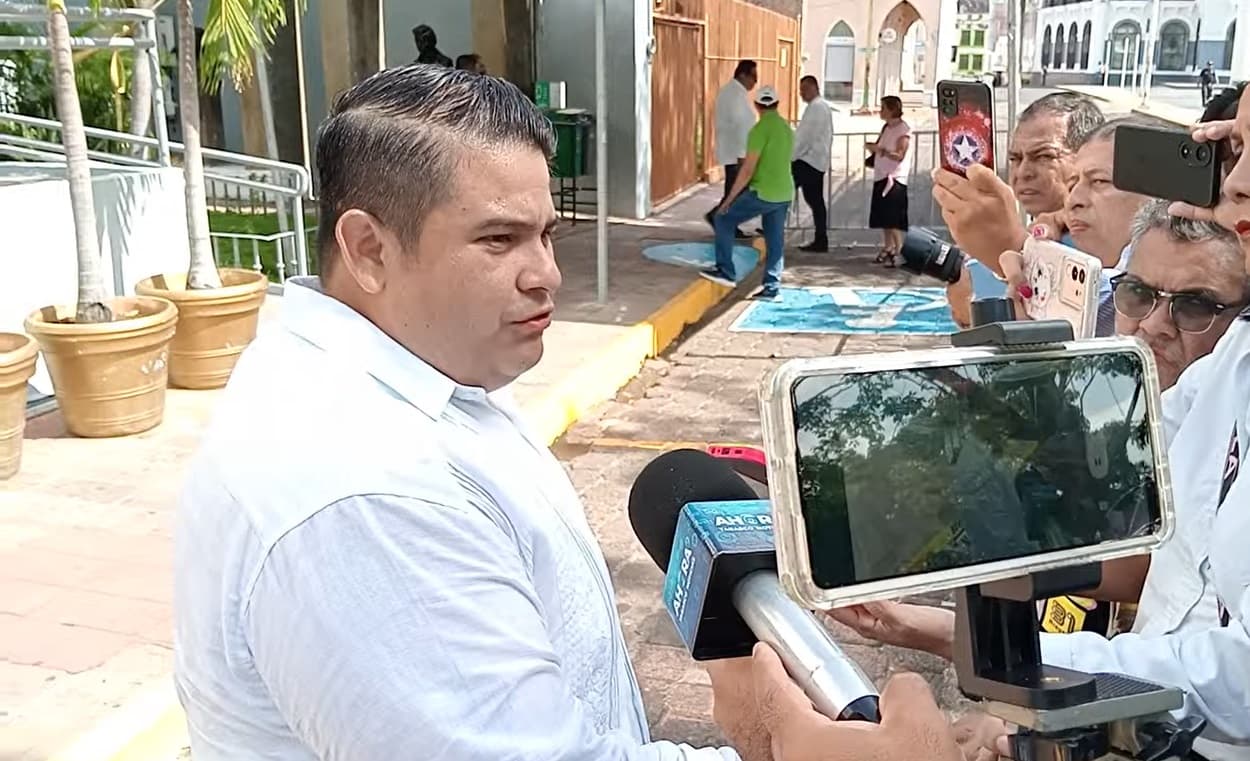 Recibirán nuevos congresistas rezago legislativo 