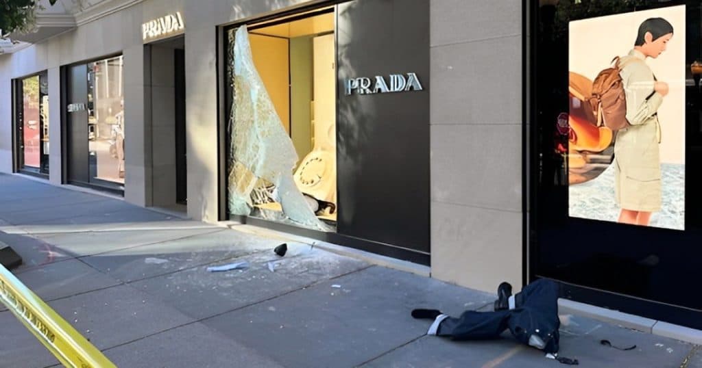 Roban tienda Prada de lujo en Venecia 