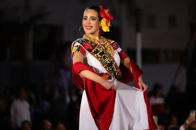 Se adelanta primavera tabasqueña con jardín del edén