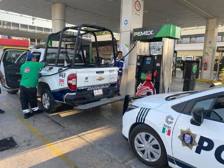 Sin gasolina patrullas de los policías en paro de Campeche