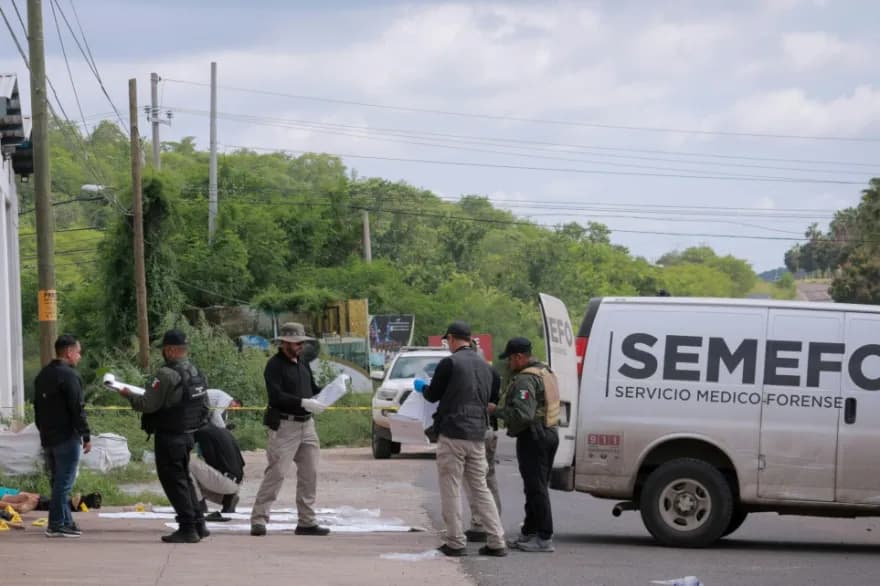 Tres mujeres, un médico entre 8 muertos en jornada violenta en Sinaloa