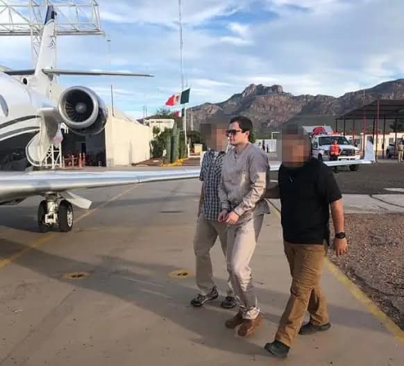 Mandan al "Menchito" a misma prisión que "El Chapo"