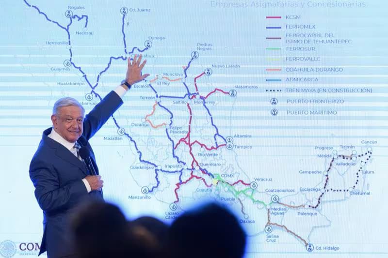Publica AMLO decreto para trenes de pasajeros