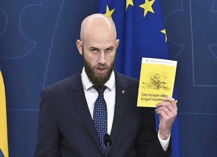 Países europeos preparan a sus ciudadanos en caso de que escale guerra