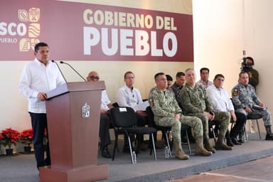 Imagen"Adelantan" pagos atrasados a trabajadores del estado