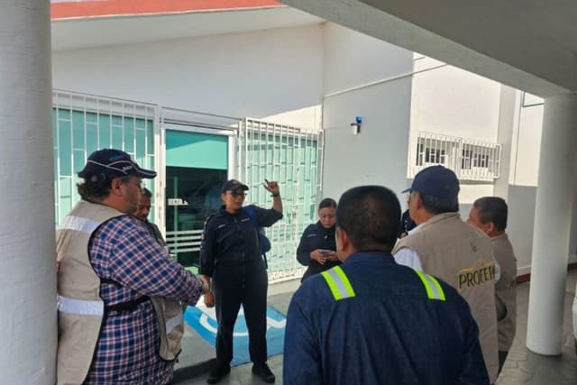 Anuncia Semades atención a contaminación por derrame en Paraíso