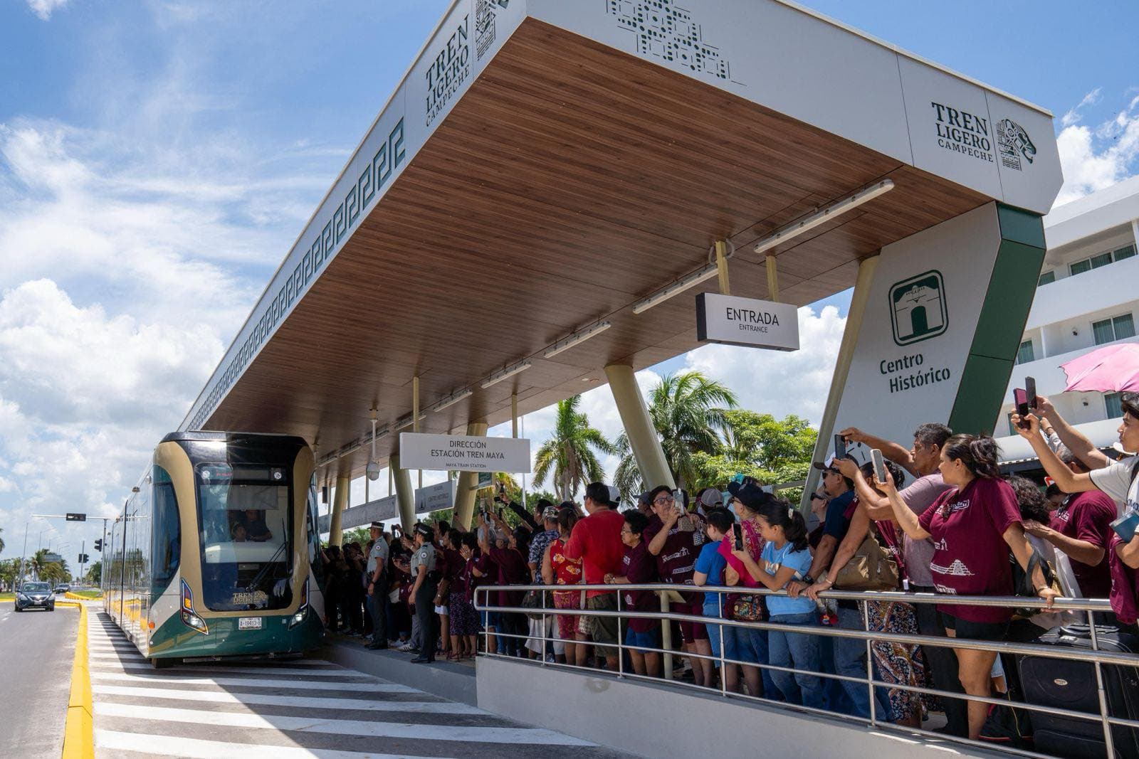Inicia operaciones Tren Ligero en Campeche