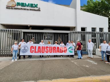 ImagenExigen empresarios carmelitas pagos a PEMEX