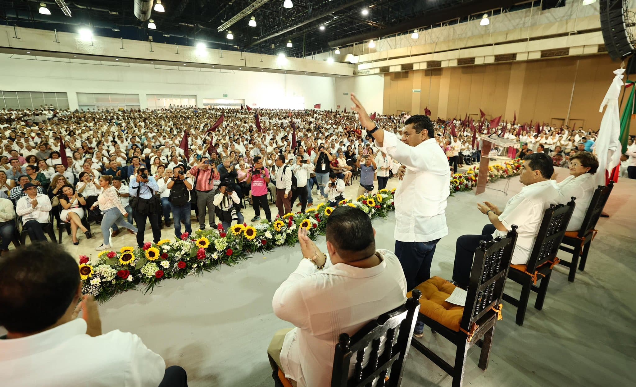 Reestructura de Secretaría de Educación y Ley ISSET: May 