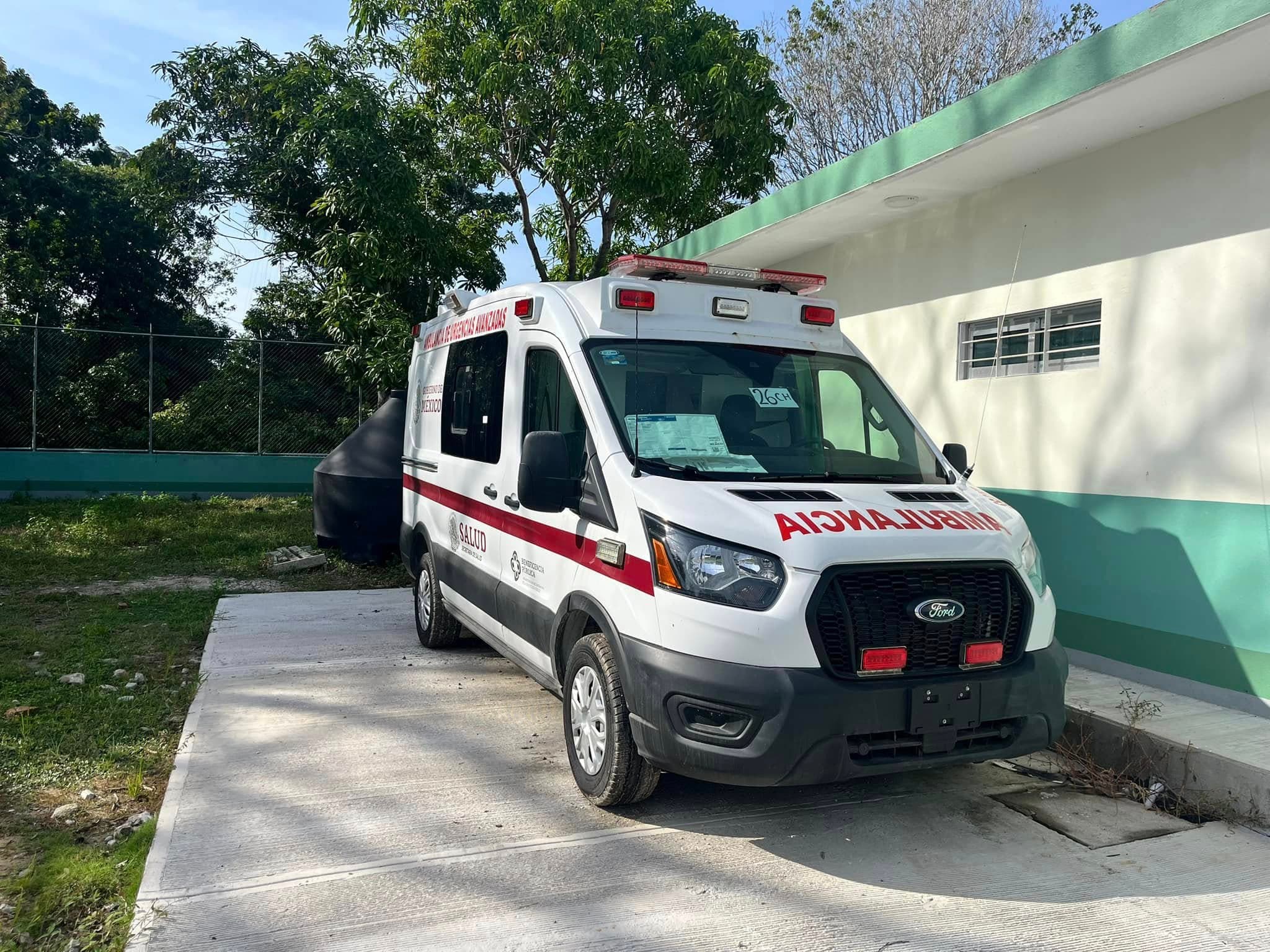 Unidad de IMSS Bienestar de Quintín Arauz 'ya hasta ambulancias tiene': Pérez Lanz