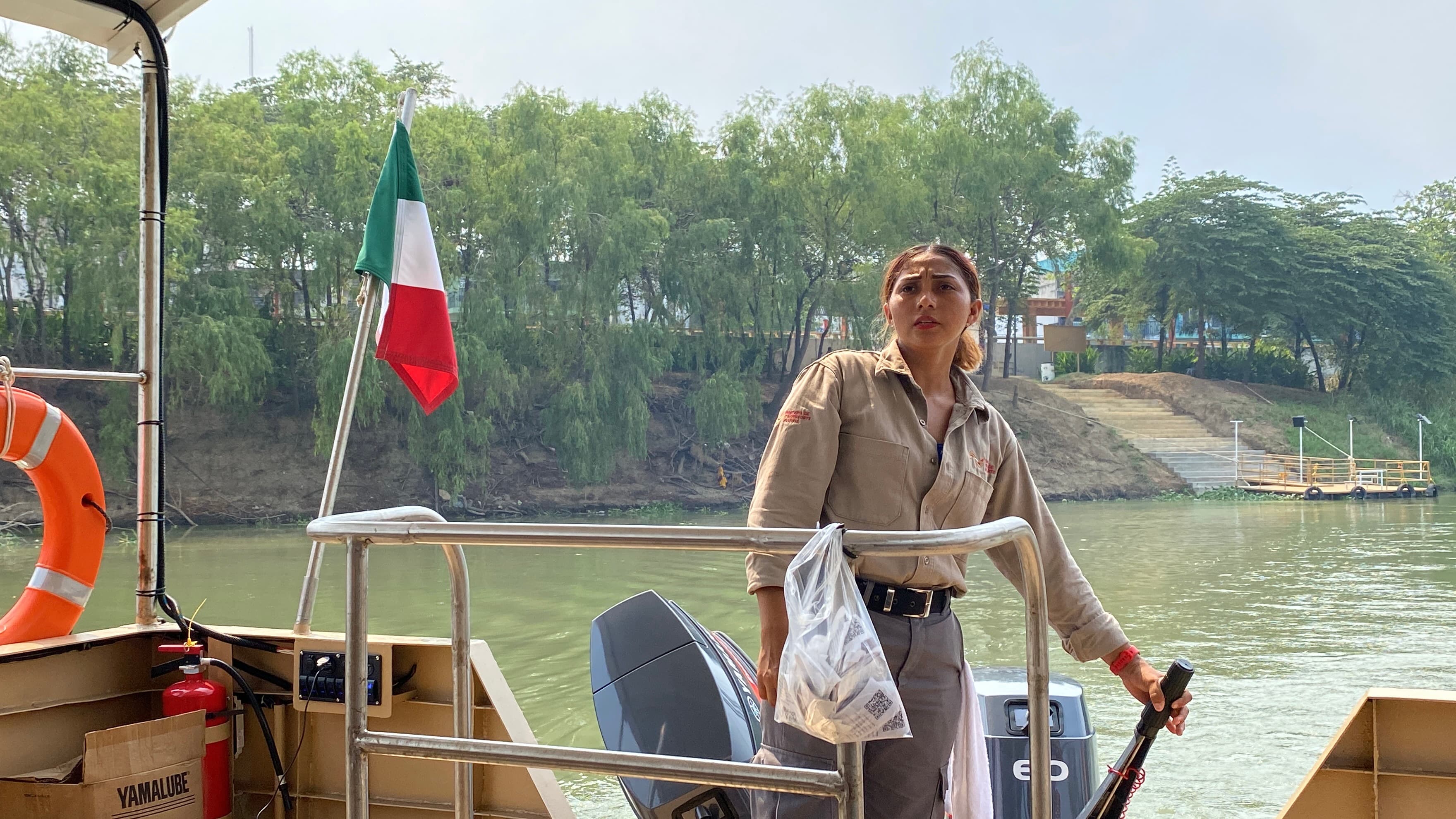 Conduciendo “lanchita”, Elis desafía estereotipos