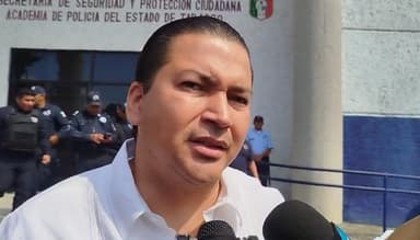 ImagenComparecencia sí, pero hasta el informe de Gobierno: 'Braca'