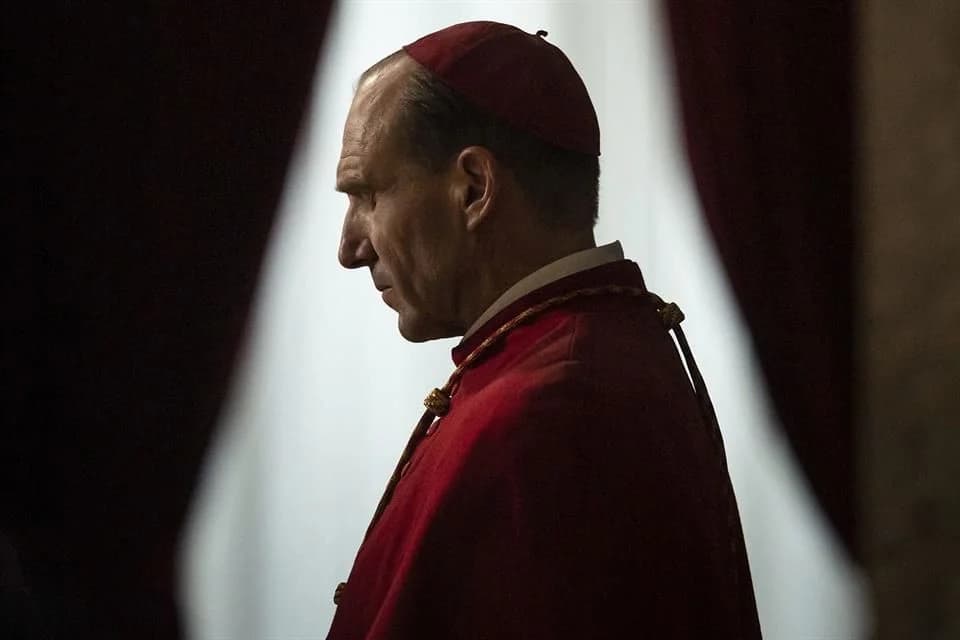 “Cónclave” se dispara tras muerte del Papa Francisco