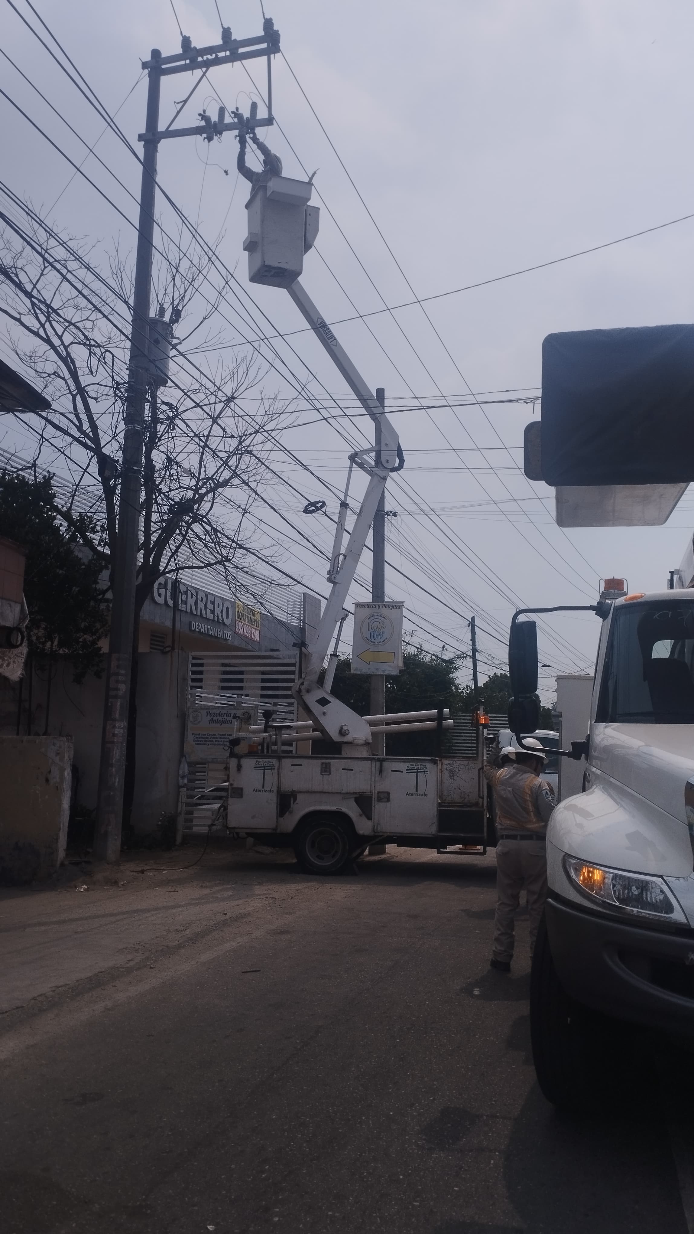 Van más de 20 bloqueos por apagones en Villahermosa: SEMADES