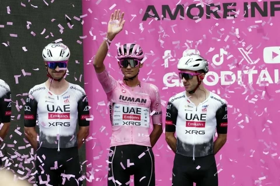 Sigue Del Toro líder del Giro de Italia