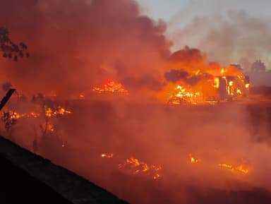 ImagenSe incendian instalaciones de empresa CIESSA en Jalpa de Méndez