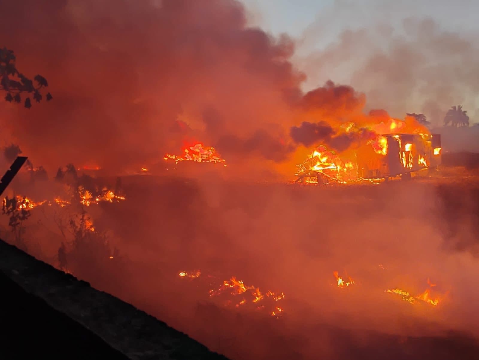 Se incendian instalaciones de empresa CIESSA en Jalpa de Méndez
