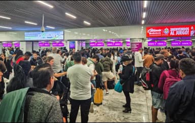 Imagen11 mil pasajeros varados dejó operativo contra El Mencho 