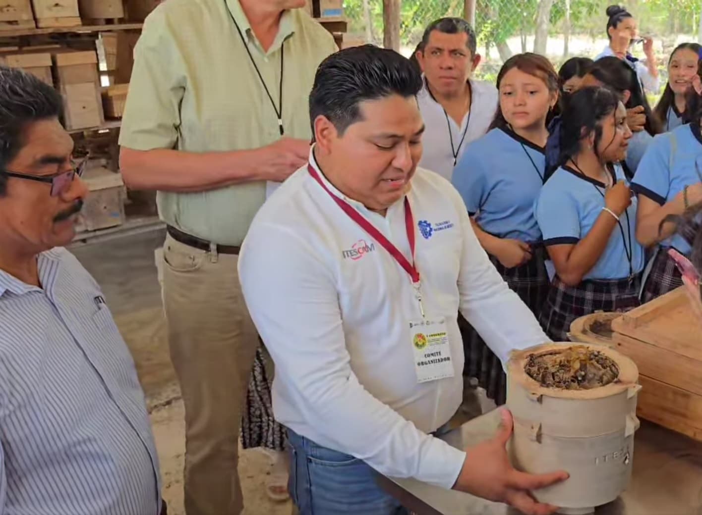 Potencian con ciencia producción de miel en Campeche