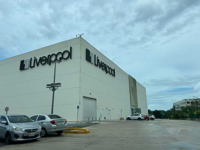 Frustran robo en Liverpool Playa del Carmen 