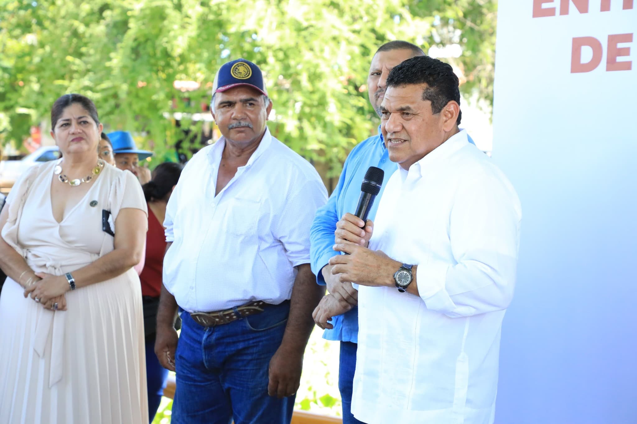 May reconoce falta de claves médicas y anuncia nuevo hospital en Macuspana