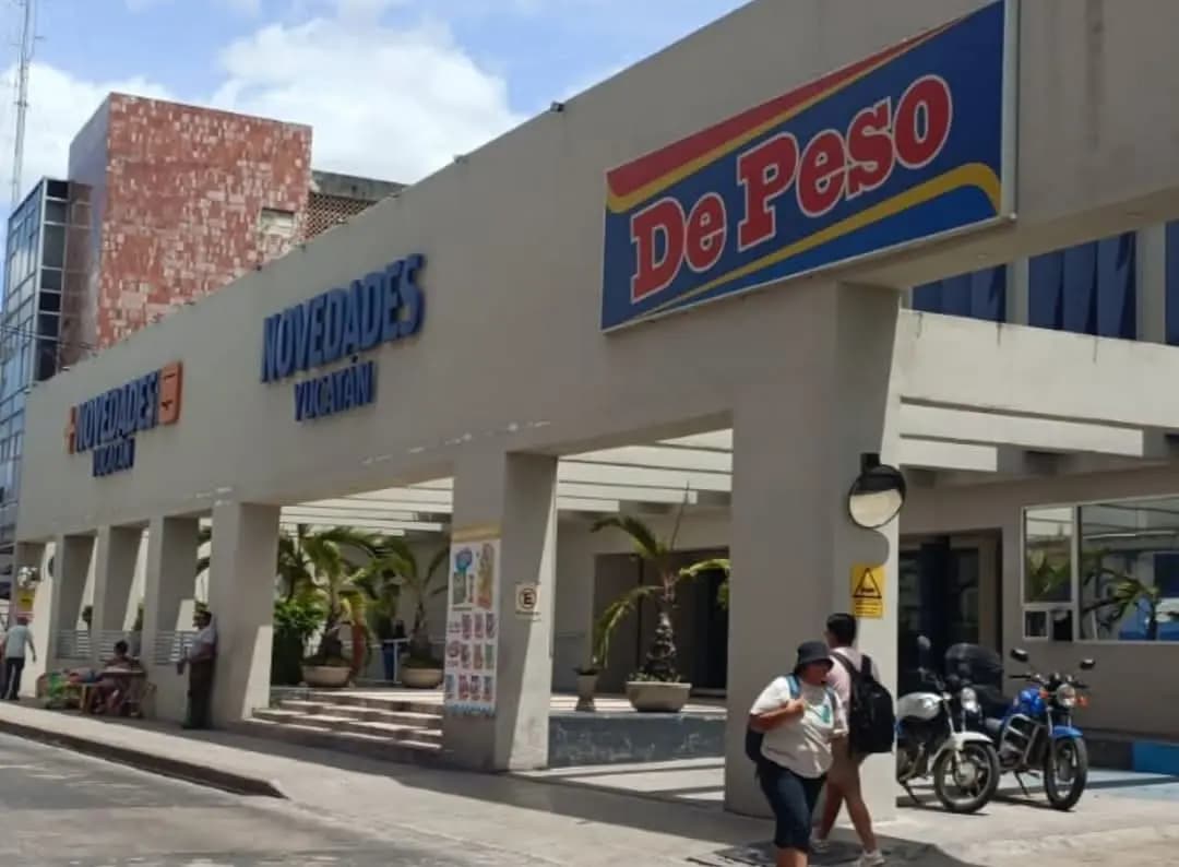 Crisis en Novedades Yucatán y De Peso, trabajadores paran labores por falta de pagos