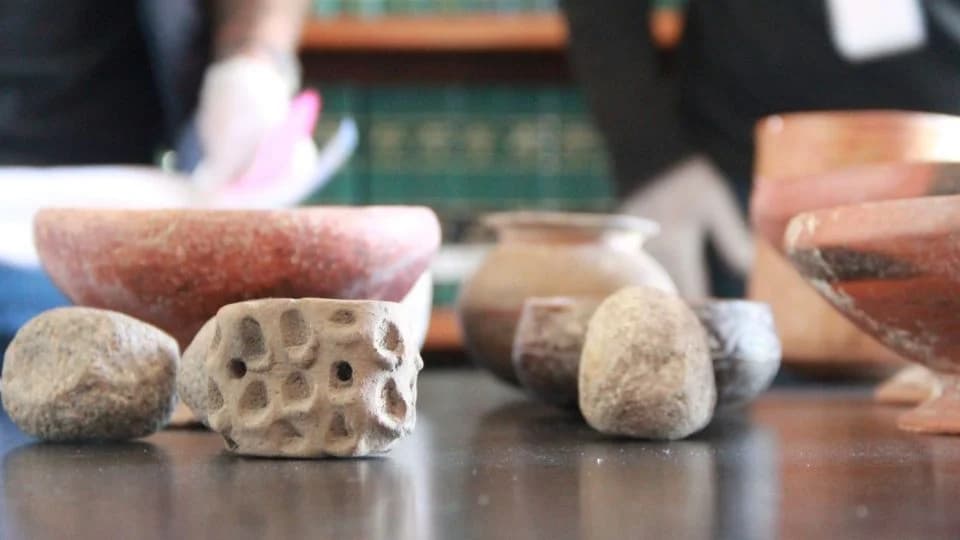 Regresan piezas arqueológicas desde Francia, Estados Unidos y Canadá