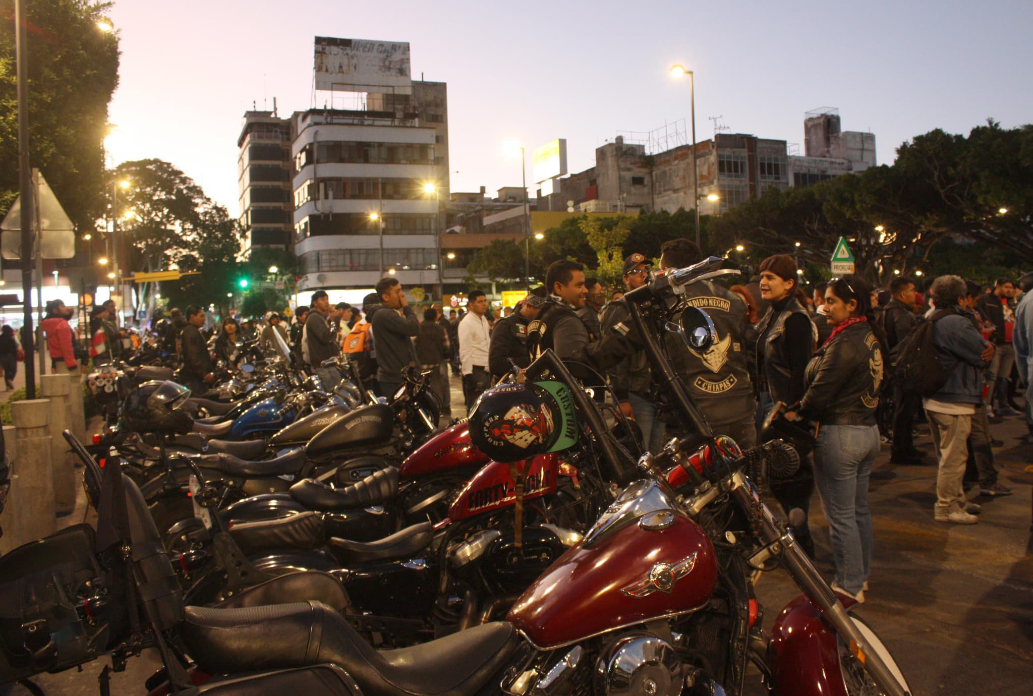 Protestan motociclistas de Tuxtla Gutiérrez