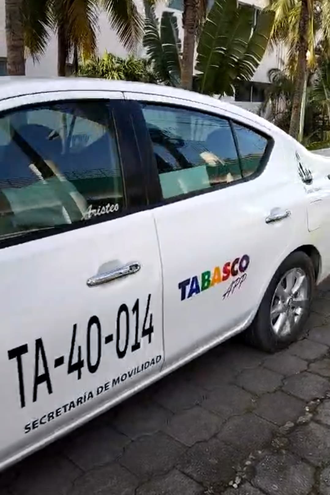 Presentan RIDE la nueva app de taxis 