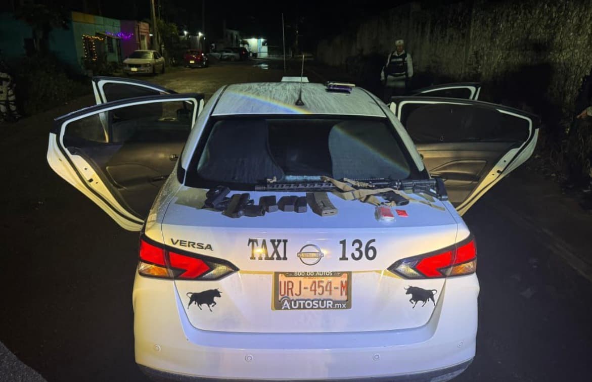 Condenan a tres a 4 años de prisión por armas de fuego