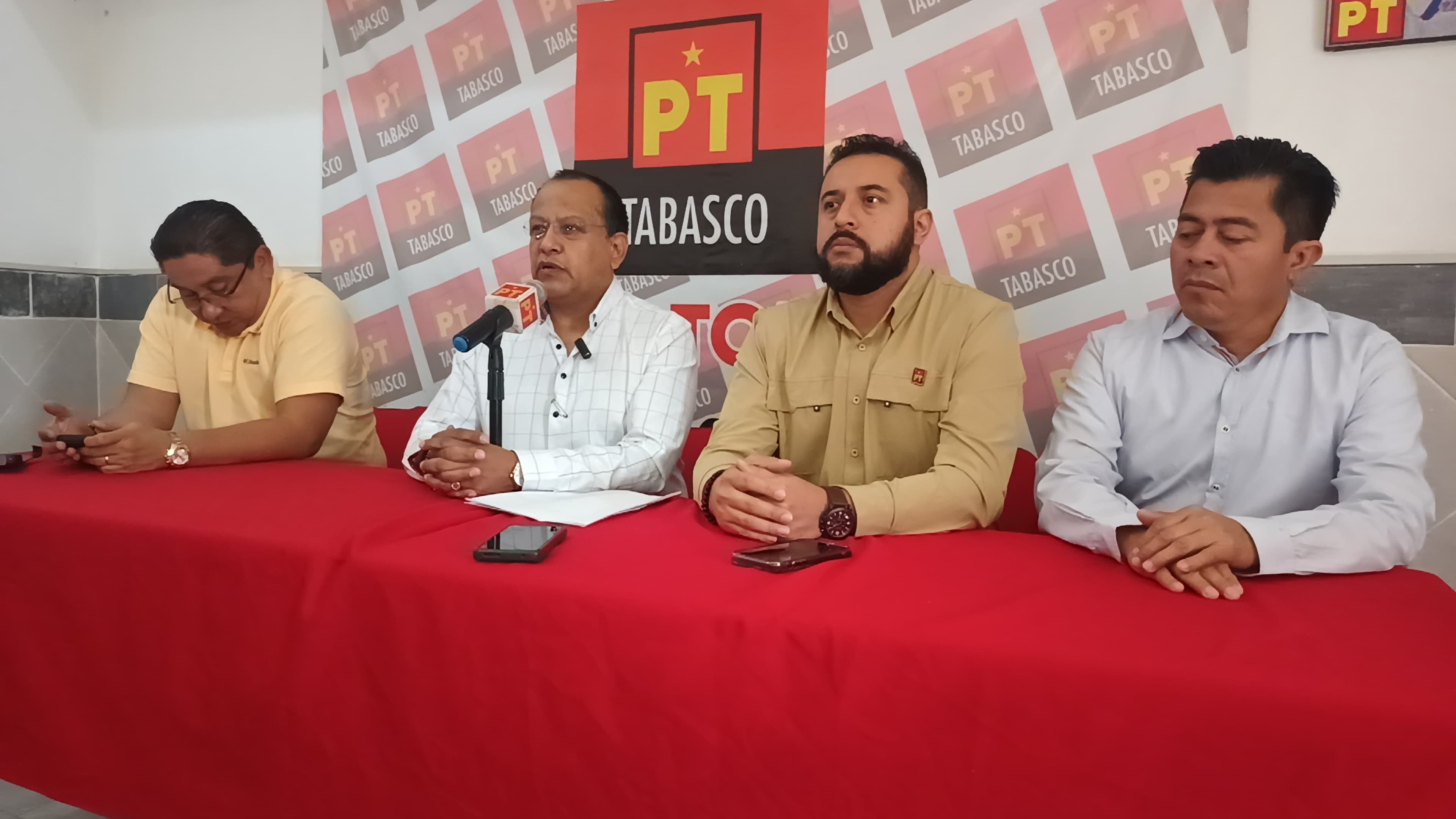 En contra PT de simulacros antiviolencia en escuelas