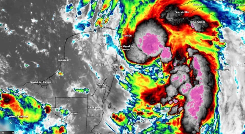 Circulación de “Helene” ocasiona lluvias en Campeche