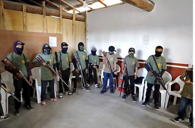 ImagenCulpan a Gobierno por niños armados en Guerrero 