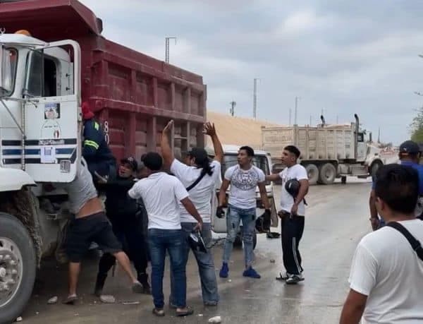 Muere chofer de mototaxi arrollado por volteo del Tren Maya