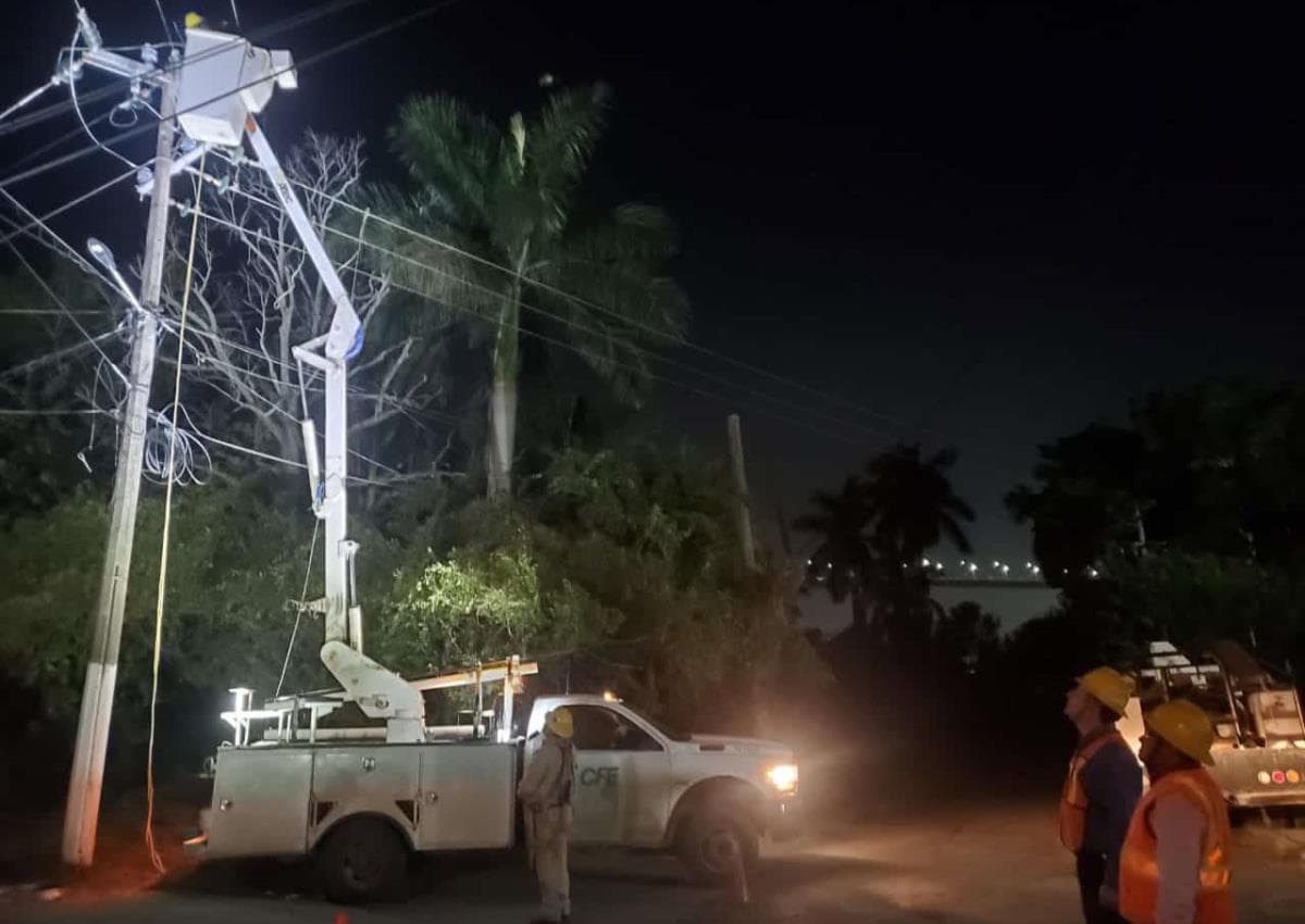 Tras "agobio de calor y bloqueos" buscan atender fallas en suministro eléctrico 